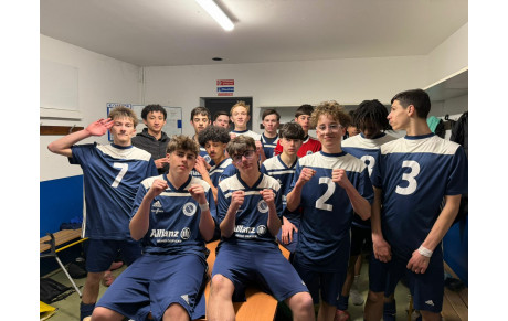 🔵⚪ U18 D1